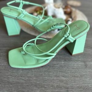 Marc Fisher Mint Green Leather Strappy Block Heels Like New size 9 1/2